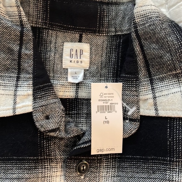 Gap boys button down shirt large - Picture 2 of 3
